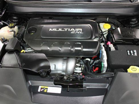 Used 2014 Jeep Cherokee Limited image 31