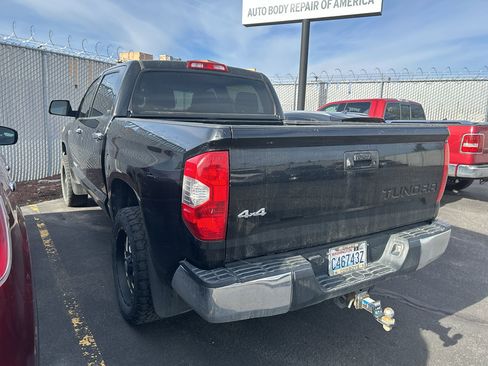 Used 2015 Toyota Tundra SR5 w/ SR5 Upgrade Package image 3