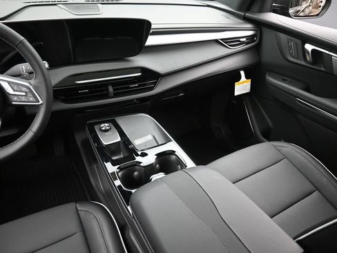 New 2026 Buick Enclave Preferred w/ Power Package image 15