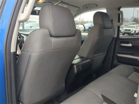 Used 2017 Toyota Tundra SR5 w/ SR5 Upgrade Package image 18