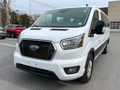 Used 2023 Ford Transit 350 XLT image 3