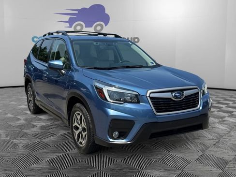 Used 2021 Subaru Forester Premium AWD/4WD image 2