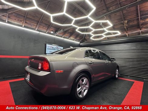 Used 2012 Chevrolet Malibu LS FWD image 3
