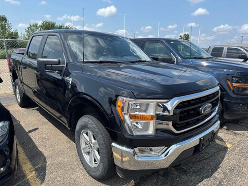 Used 2022 Ford F150 XLT w/ Trailer Tow Package AWD/4WD image 10