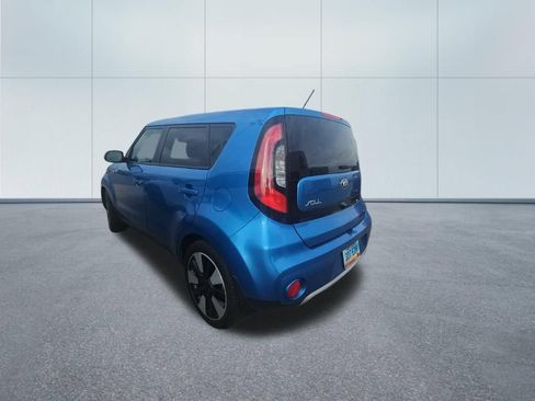 Used 2017 Kia Soul + w/ Designer's Package FWD image 6