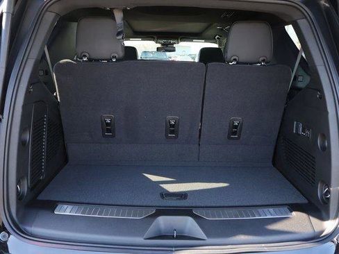 New 2026 GMC Yukon Denali w/ Sun & Power Step Package AWD/4WD image 10