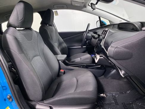 Used 2018 Toyota Prius Prime Plus w/ Carpet Mat Package FWD image 8