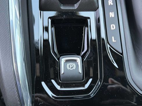 New 2026 GMC Canyon Elevation w/ Convenience Package RWD image 10