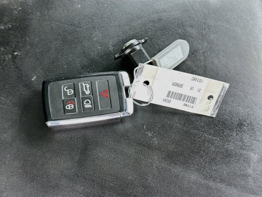 Used 2021 Land Rover Defender 110 X AWD/4WD image 36