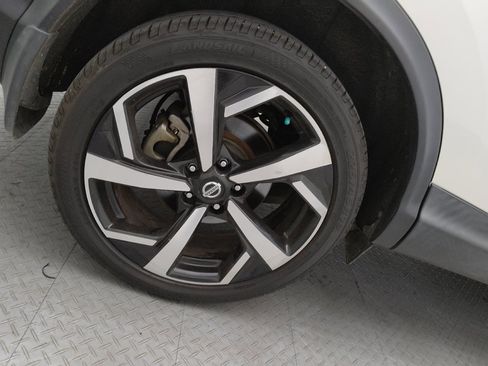 Used 2020 Nissan Rogue Sport SL w/ Premium Package FWD image 31