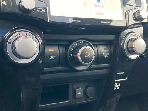 Used 2023 Toyota 4Runner TRD Off-Road Premium w/ Moonroof Package AWD/4WD image 26
