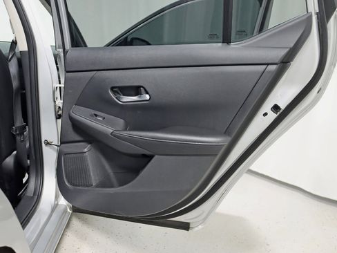 Used 2021 Nissan Sentra SV image 29