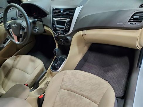 Used 2014 Hyundai Accent GLS w/ Option Group 2 image 15