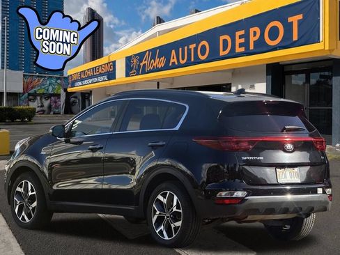 Used 2020 Kia Sportage EX w/ Option Group 15 AWD/4WD image 3