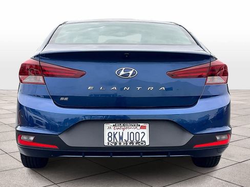 Used 2019 Hyundai Elantra SE image 7