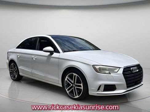 Used 2018 Audi A3 2.0T Premium w/ Convenience Package FWD image 9