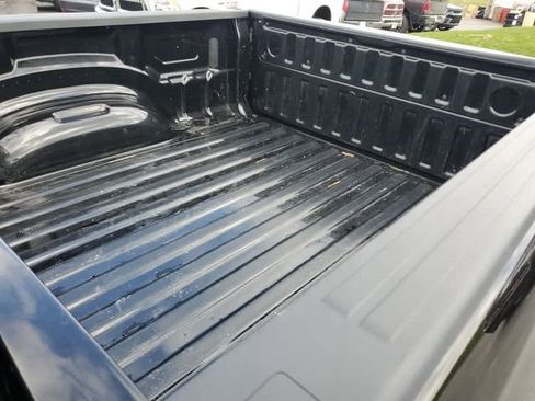 Used 2022 RAM 1500 Big Horn AWD/4WD image 10