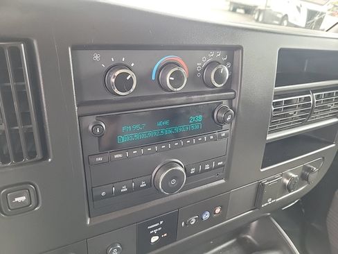 Used 2023 GMC Savana 3500 w/ Power Convenience Package RWD image 15