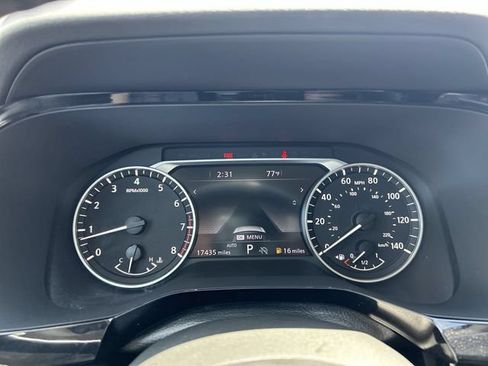 Certified 2024 Nissan Pathfinder SL AWD/4WD image 19