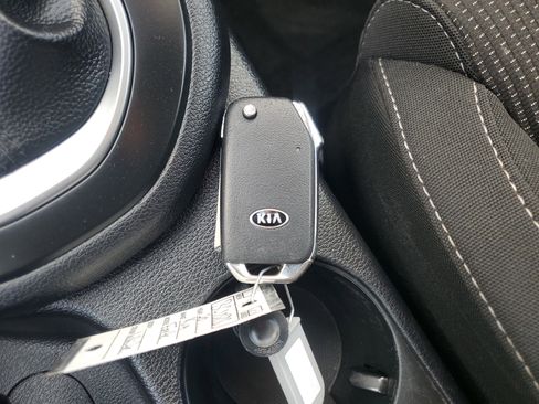 Used 2020 Kia Forte Sedan image 29