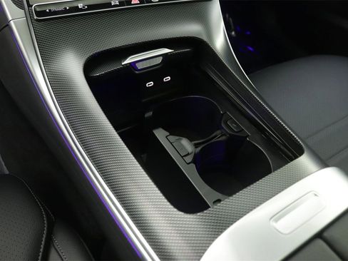 New 2025 Mercedes-Benz C 300 Sedan image 7