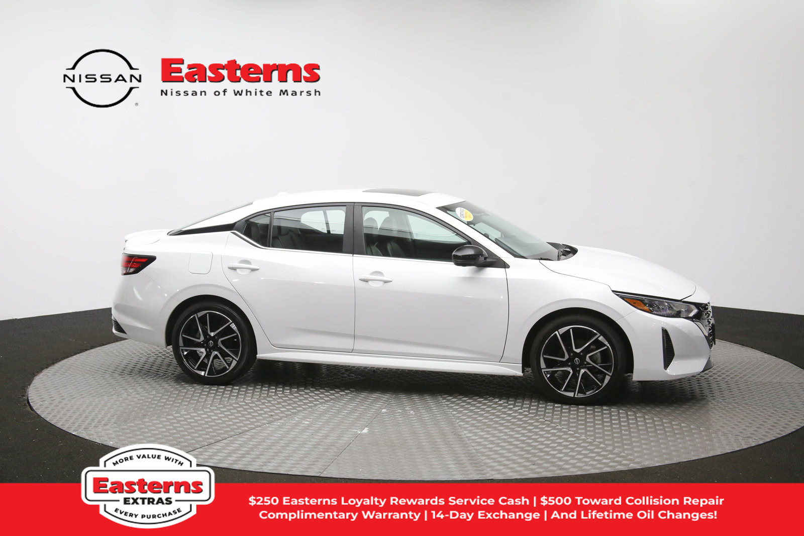 Used 2024 Nissan Sentra SR w/ SR Premium Package FWD image 46