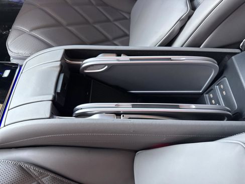 Certified 2022 Mercedes-Benz Maybach S 580 4MATIC image 21