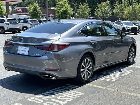 Used 2020 Lexus ES 350 w/ Premium Package FWD image 4