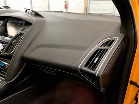 Used 2013 Ford Focus ST FWD image 15