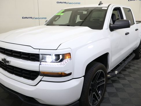 Used 2018 Chevrolet Silverado 1500 Custom w/ LPO, Black Pack AWD/4WD image 12