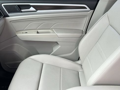 Used 2022 Volkswagen Atlas SE image 20