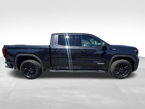Used 2024 GMC Sierra 1500 Elevation w/ LPO, Elevation Black Package AWD/4WD image 7