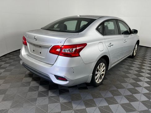 Used 2019 Nissan Sentra SV FWD image 5