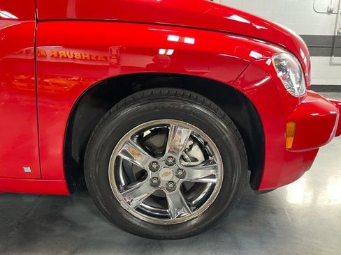 Used 2009 Chevrolet HHR LT FWD image 19