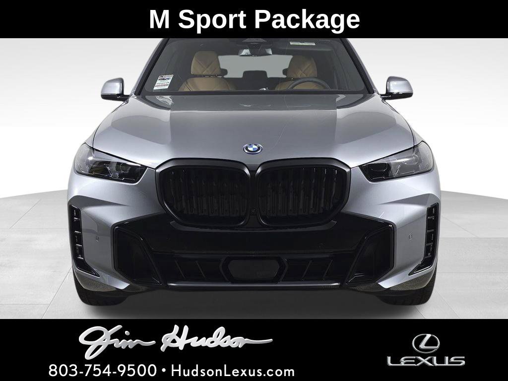 Used 2026 BMW X5 xDrive50e w/ M Sport Package AWD/4WD image 1