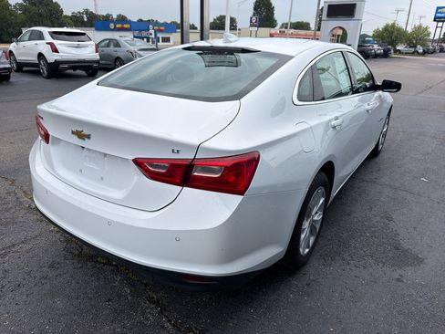 Used 2023 Chevrolet Malibu LT w/ Driver Confidence Package FWD image 4