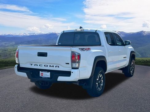 Certified 2023 Toyota Tacoma TRD Off-Road w/ Advanced Technology Package AWD/4WD image 5