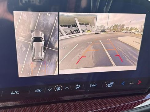 New 2026 Chevrolet Traverse Z71 w/ Driver Confidence Package image 19