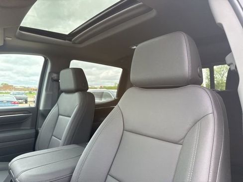 New 2026 GMC Sierra 1500 SLT AWD/4WD image 18