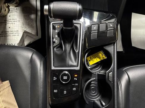 Used 2023 Kia Sportage EX FWD image 9