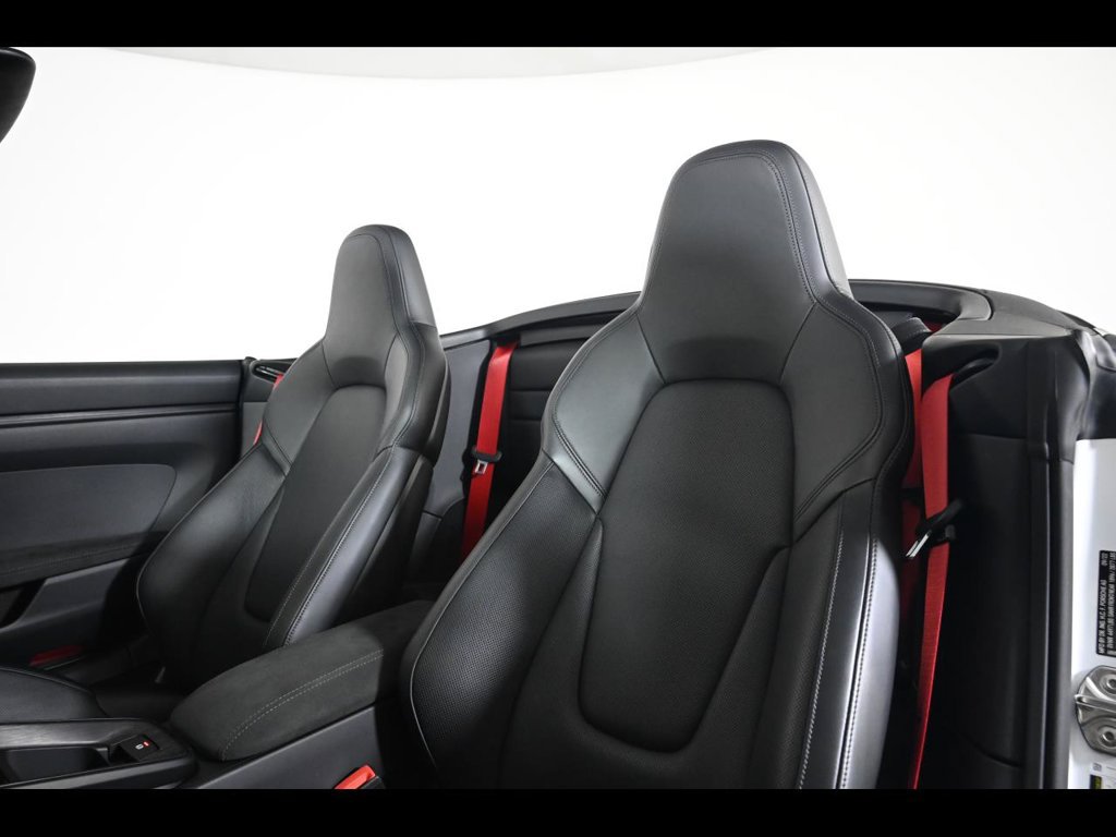 Used 2023 Porsche 911 Carrera GTS RWD image 5