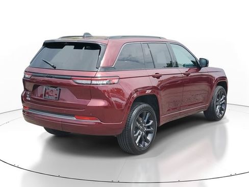 New 2026 Jeep Grand Cherokee Limited AWD/4WD image 4
