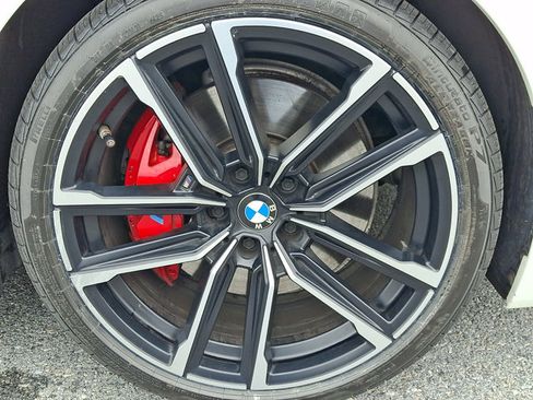 Certified 2022 BMW 430i xDrive Coupe w/ M Sport Package AWD/4WD image 8