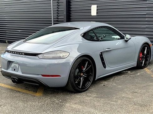 New 2025 Porsche 718 Cayman S image 10