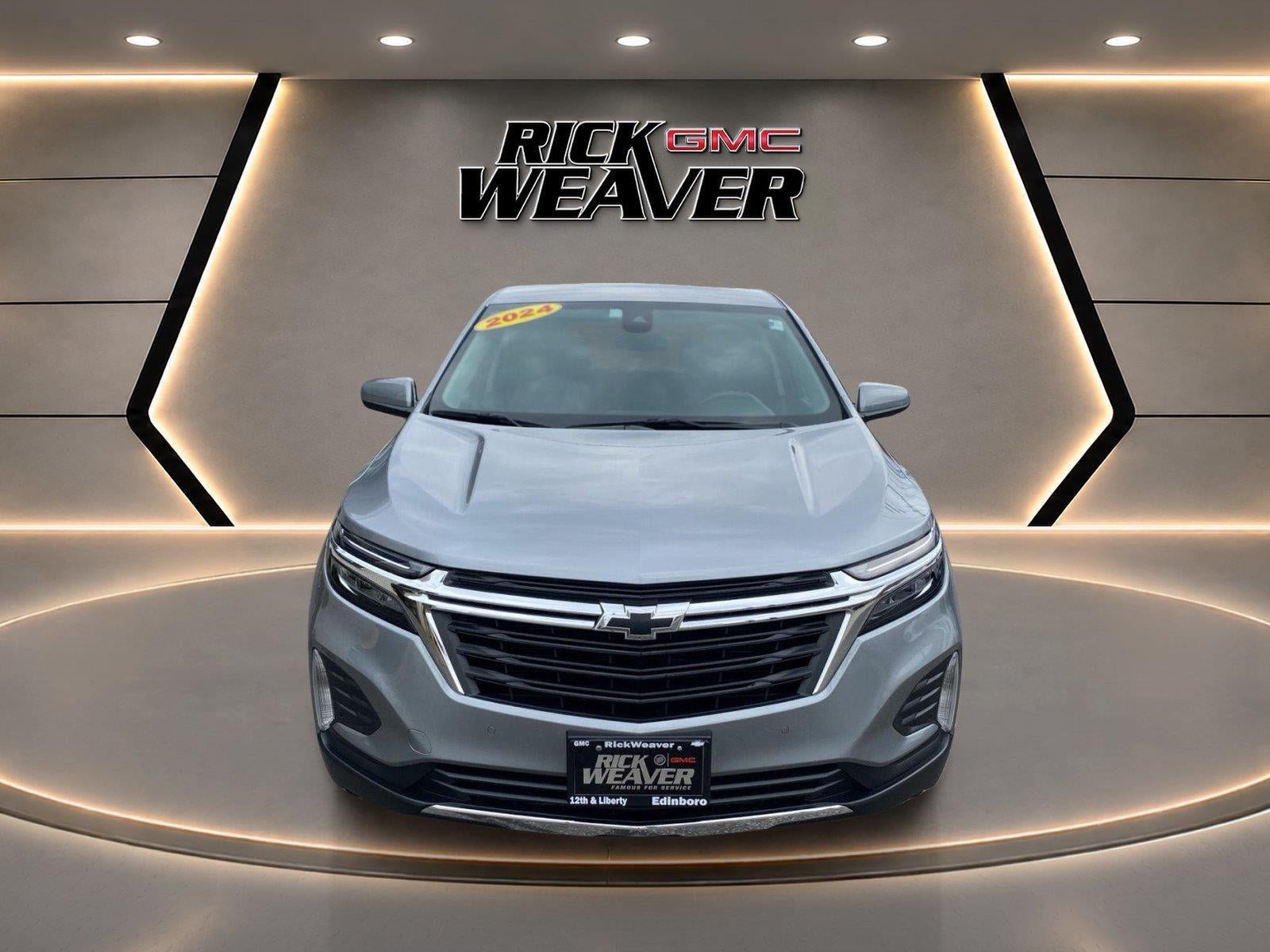 Used 2024 Chevrolet Equinox LT w/ LPO, Floor Liner Package AWD/4WD image 10
