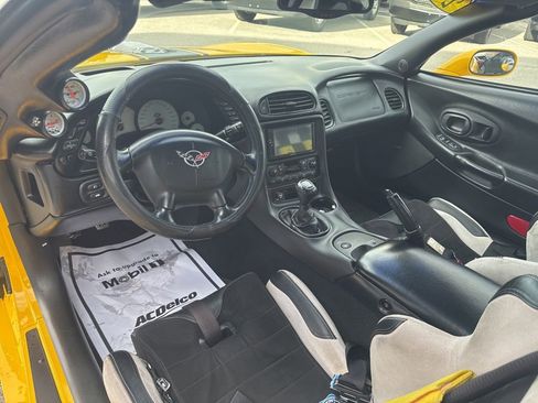 Used 2002 Chevrolet Corvette Convertible w/ Preferred Equipment Group2 image 20