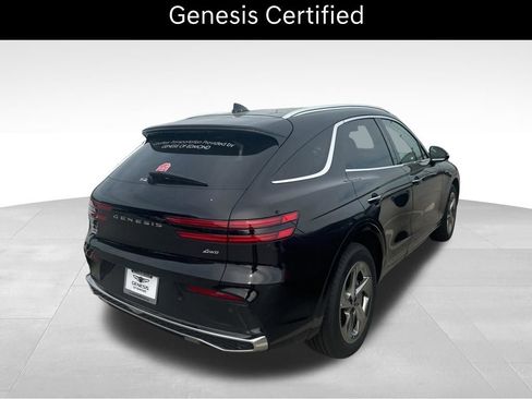 Certified 2026 Genesis GV70 2.5T AWD/4WD image 3