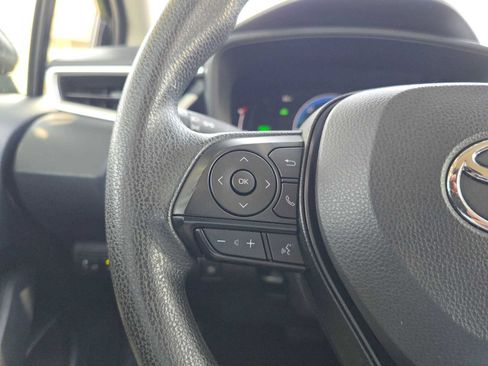 Used 2026 Toyota Corolla LE FWD image 30