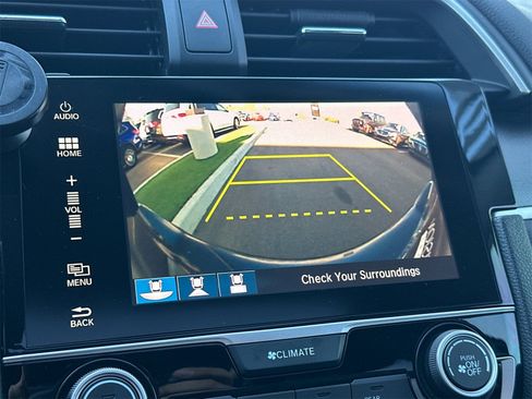 Used 2018 Honda Civic EX image 19