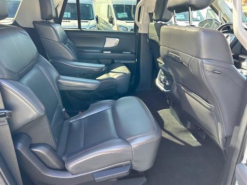 Certified 2025 Ford Expedition Max Active AWD/4WD image 24